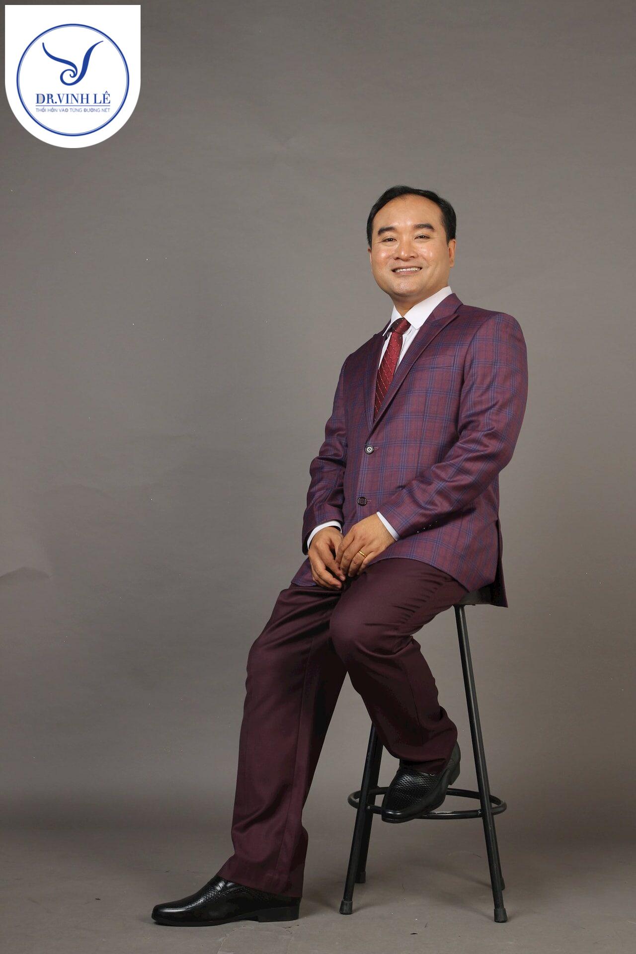 BS Phạm Hiếu Liêm – Trưởng Bộ môn Phẫu thuật Tạo hình Thẩm mỹ Đại học Y khoa Phạm Ngọc Thạch