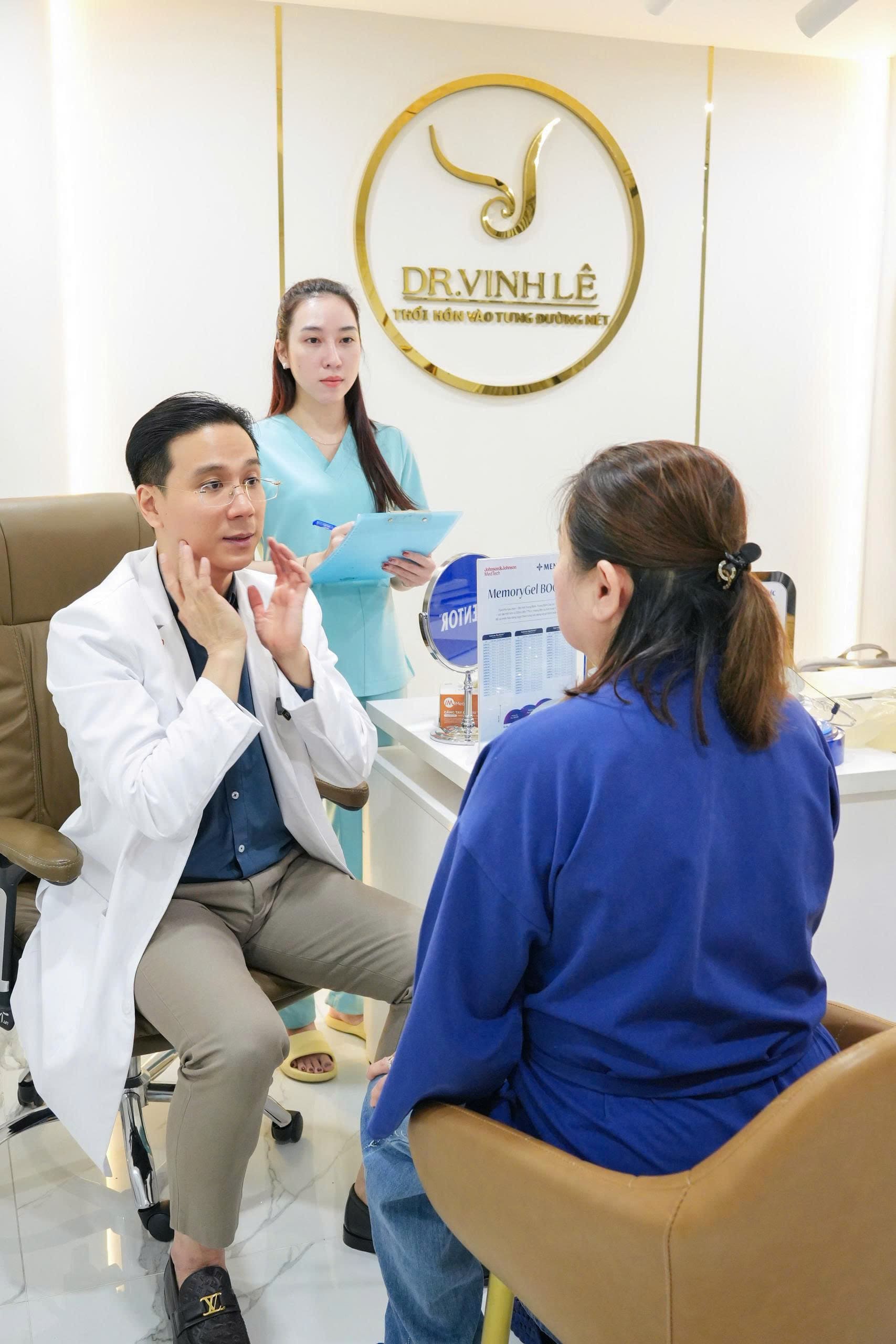 Cấy mỡ trên mặt là gì? Liệu có an toàn không?